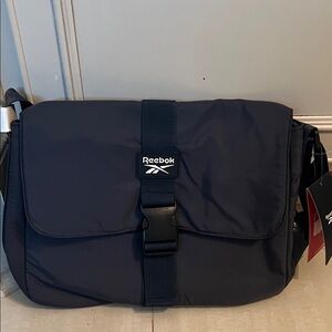 Reebok Leighton crossbody bag